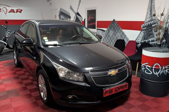 Chevrolet Cruze BVA 2.0 Berline 2.0 VCDi 163 cv occasion en vente à Claye-Souilly 
								