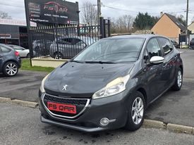 A vendre Peugeot 208 à Claye-Souilly 77410
