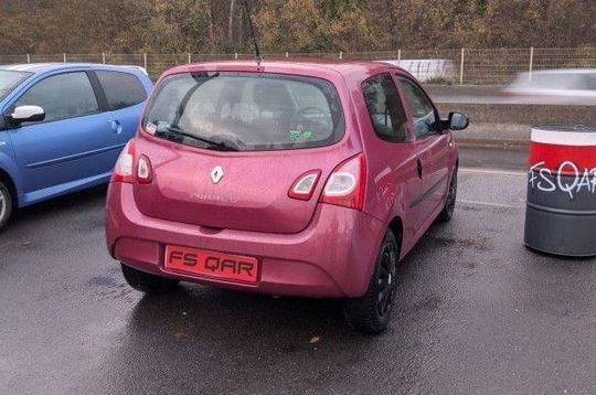 Renault Twingo II 1.2 LEV 16V 75CH DYNAMIQUE occasion en vente à Claye-Souilly 
								